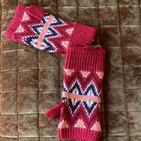 LOFT Red Fair Isle Gloves - Picture 4 of 5